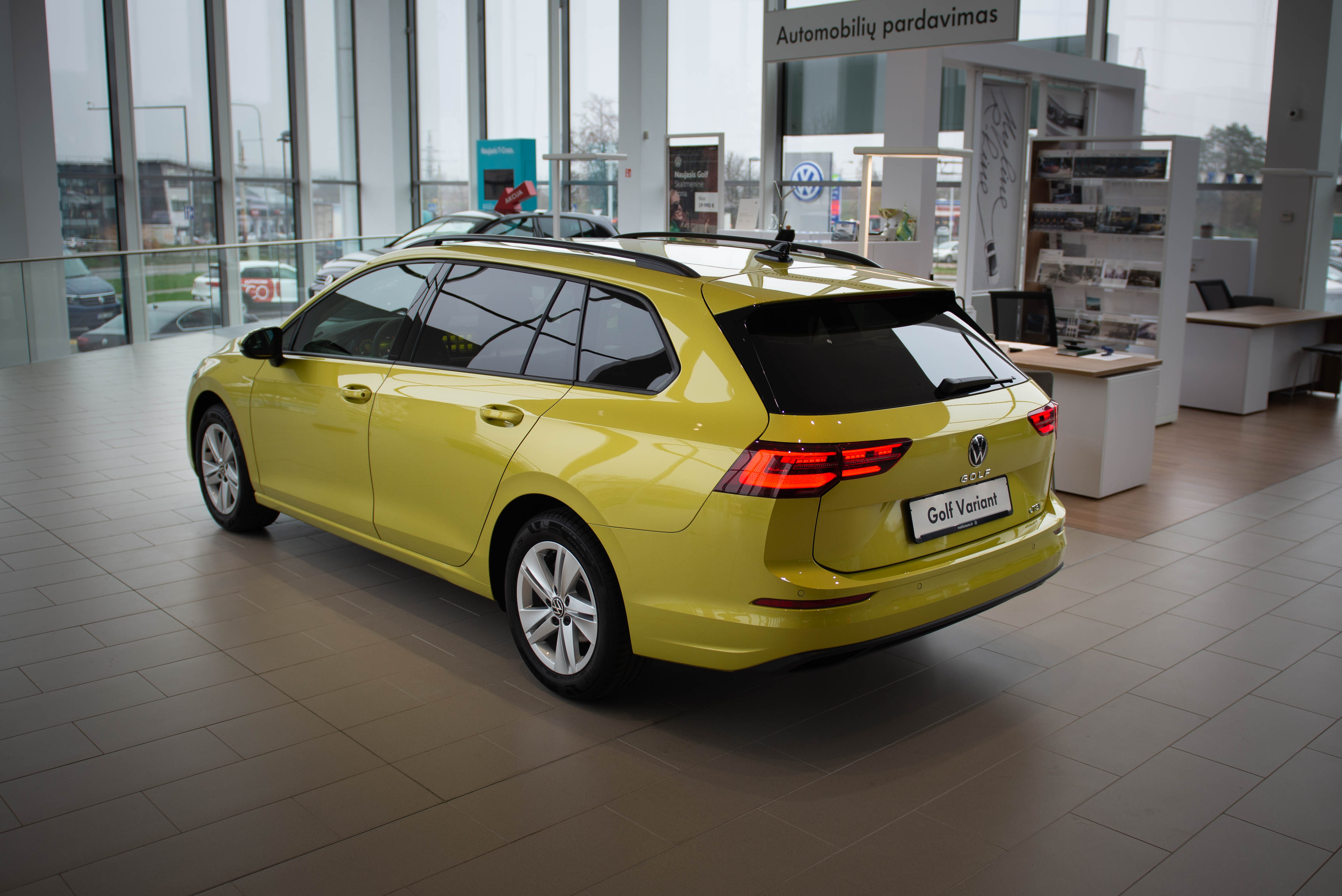 Volkswagen Golf Variant LIFE 1.0 eTSI 110 AG DSG
